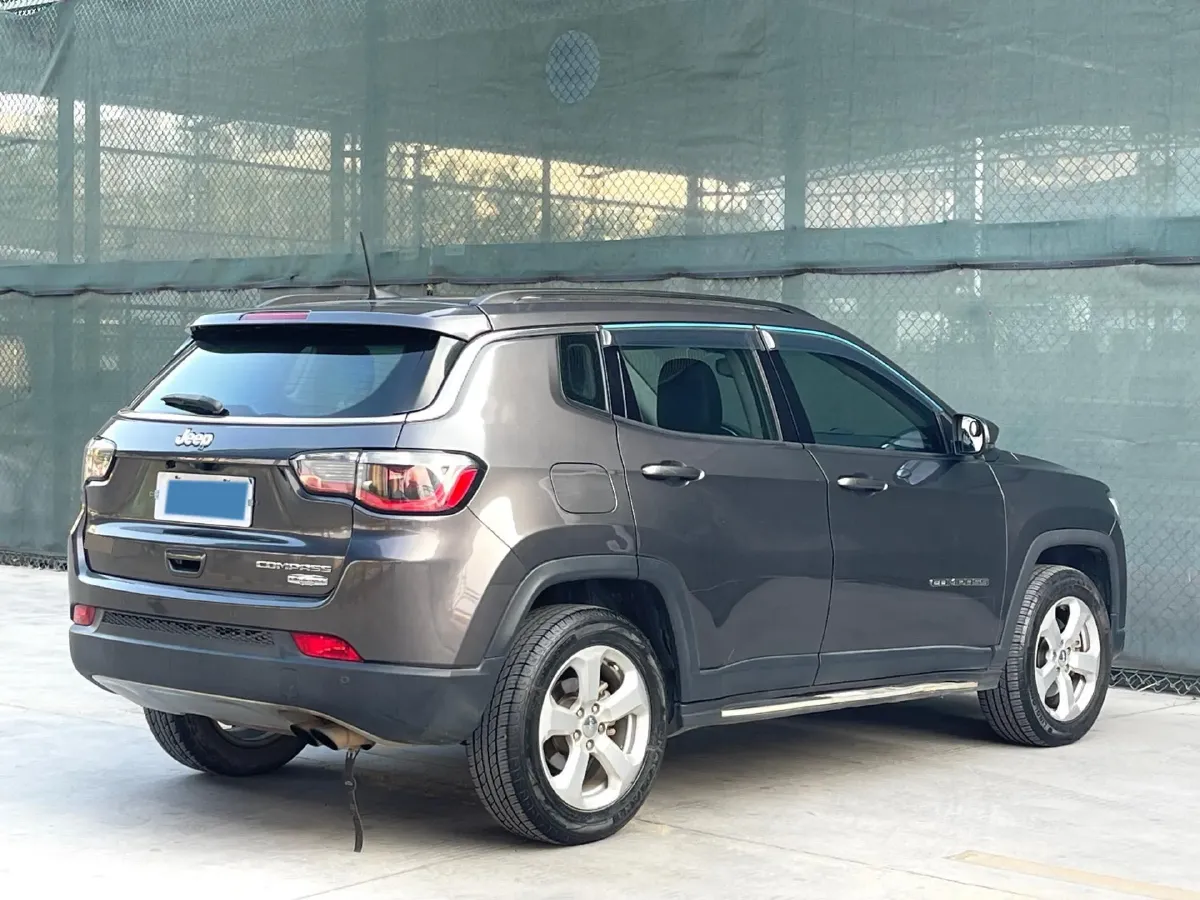 2017 Jeep Compass 1.4T 165HP L4 7DCT,autocango,china used car exporter,china ev exporter,chinese used car exporter,chinese used ev exporter