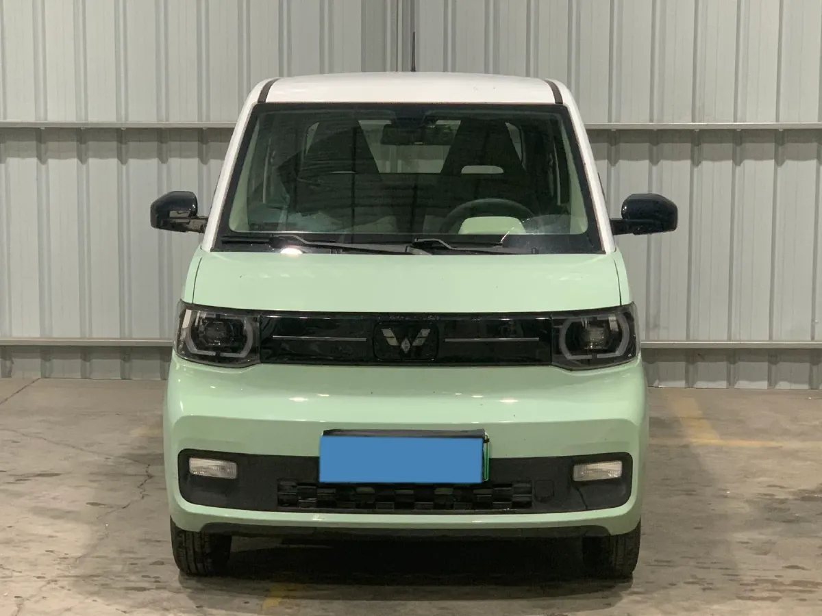 2022 WuLing HongGuang MINI EV BEV 9KWH,autocango,china used car exporter,china ev exporter,chinese used car exporter,chinese used ev exporter