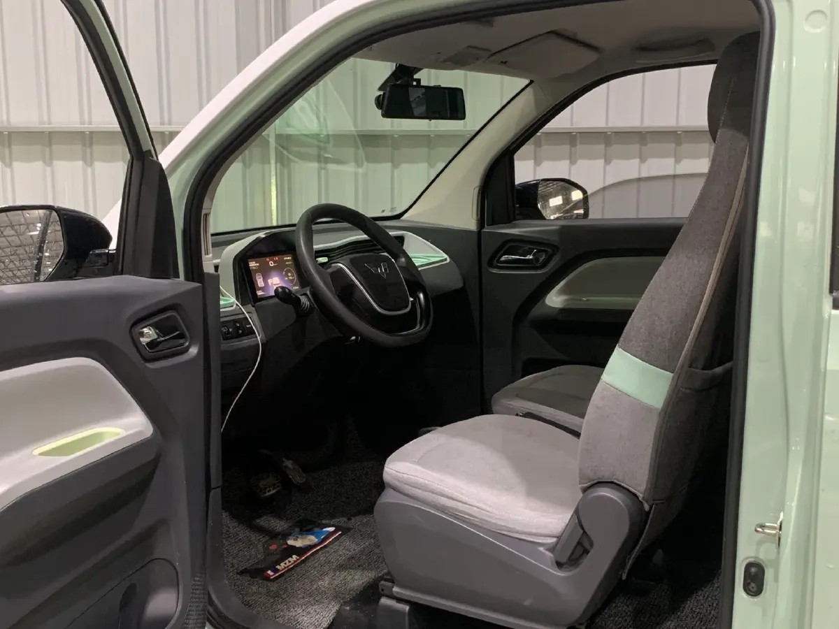 2022 WuLing HongGuang MINI EV BEV 9KWH,autocango,china used car exporter,china ev exporter,chinese used car exporter,chinese used ev exporter