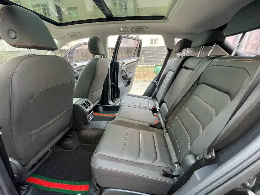 2021 Volkswagen Tayron 2.0T 186HP L4 7DCT,autocango,china used car exporter,china ev exporter,chinese used car exporter,chinese used ev exporter