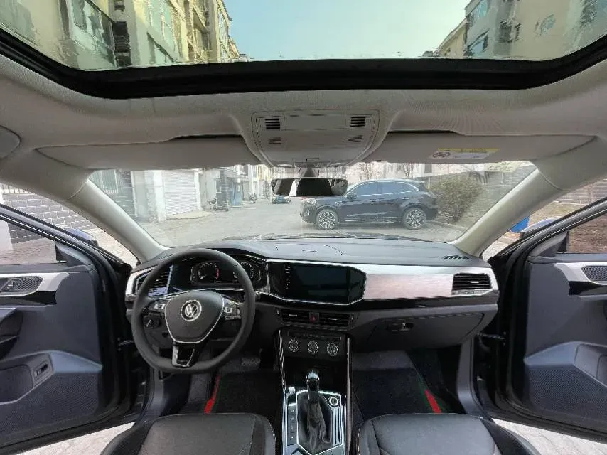 2021 Volkswagen Tayron 2.0T 186HP L4 7DCT,autocango,china used car exporter,china ev exporter,chinese used car exporter,chinese used ev exporter