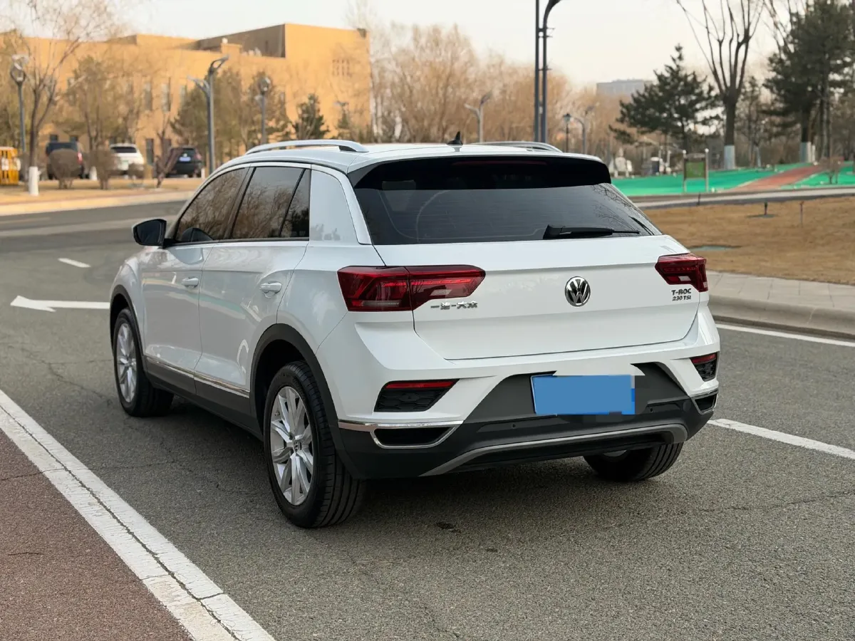 2019 Volkswagen T-Roc 1.4T 131HP L4 7DCT,autocango,china used car exporter,china ev exporter,chinese used car exporter,chinese used ev exporter