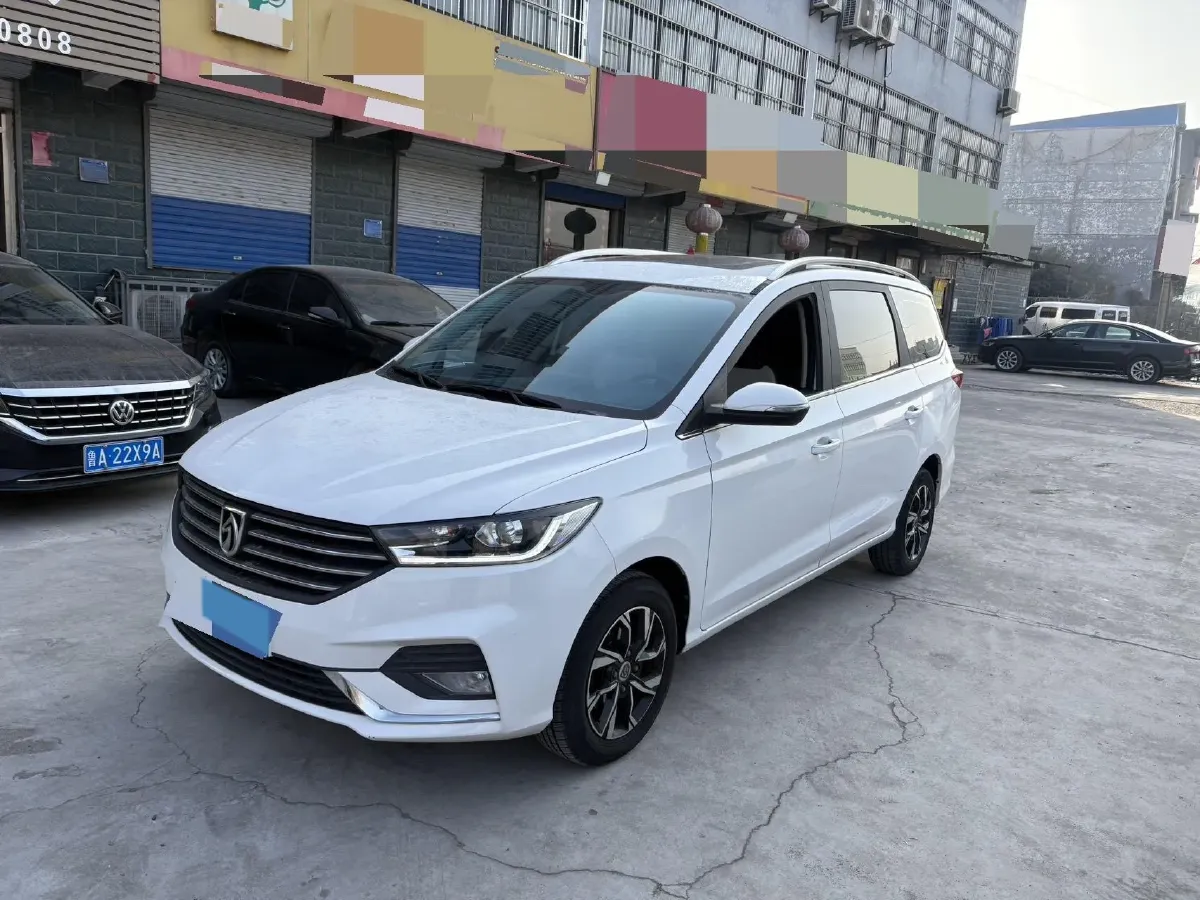 2018 BaoJun 360 1.5L 112HP L4 6MT,autocango,china used car exporter,china ev exporter,chinese used car exporter,chinese used ev exporter