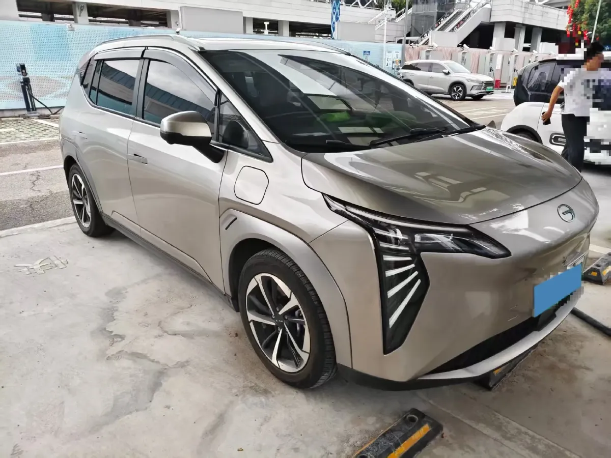 2022 Geely Okavango 1.8T 184HP L4 7DCT,autocango,china used car exporter,china ev exporter,chinese used car exporter,chinese used ev exporter