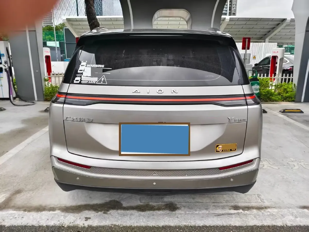 2022 Geely Okavango 1.8T 184HP L4 7DCT,autocango,china used car exporter,china ev exporter,chinese used car exporter,chinese used ev exporter