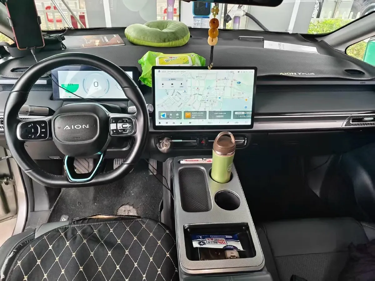 2022 Geely Okavango 1.8T 184HP L4 7DCT,autocango,china used car exporter,china ev exporter,chinese used car exporter,chinese used ev exporter