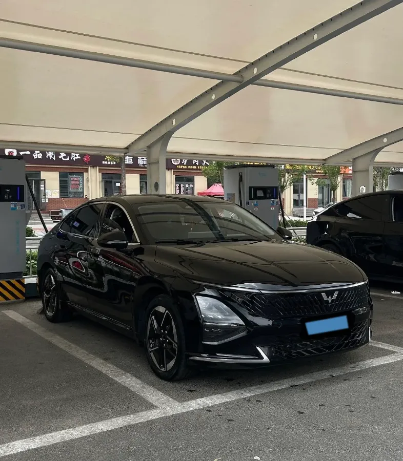 2024 WuLing XingGuang 1.5L 106HP L4 E-CVT PHEV 20.5KWH,autocango,china used car exporter,china ev exporter,chinese used car exporter,chinese used ev exporter