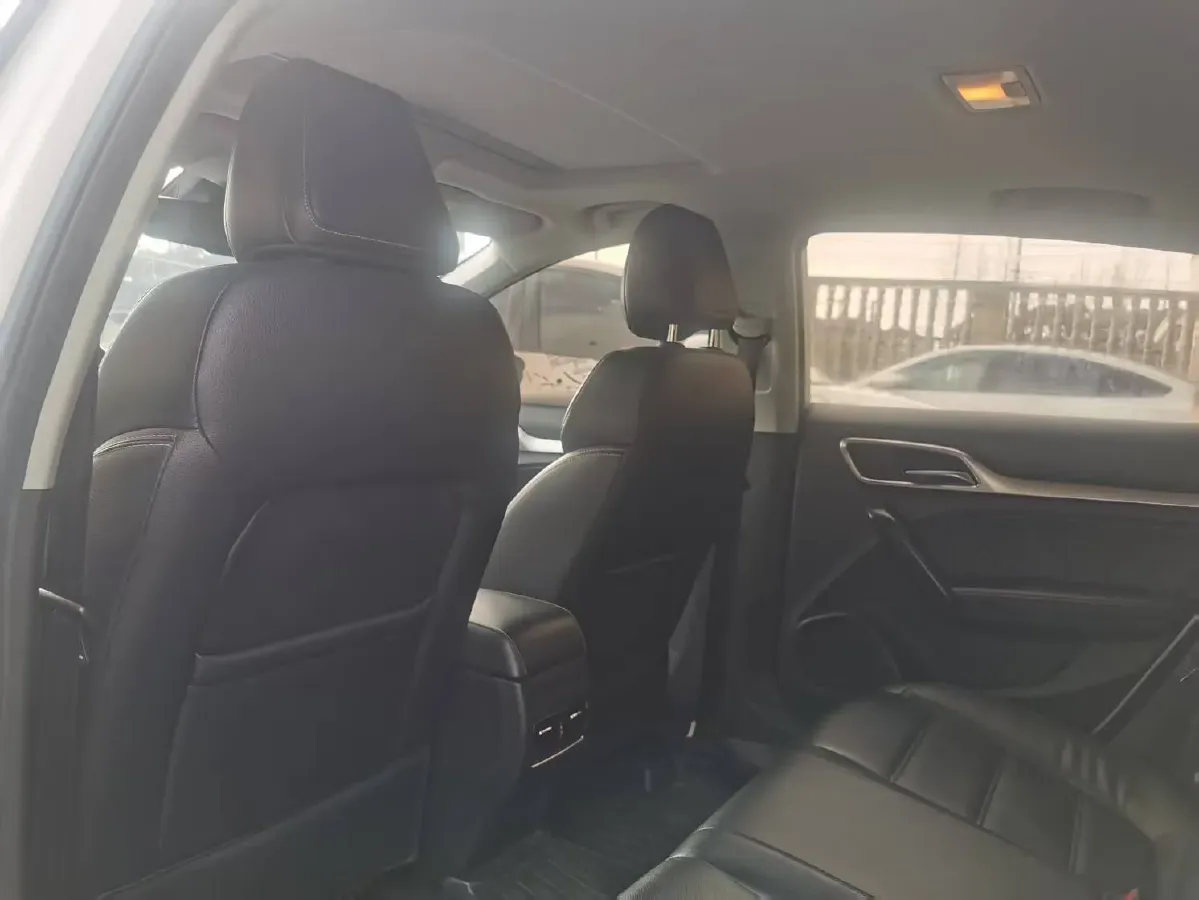 2018 MG 6 1.0T 125HP L3 2AT PHEV 9.1KWH,autocango,china used car exporter,china ev exporter,chinese used car exporter,chinese used ev exporter