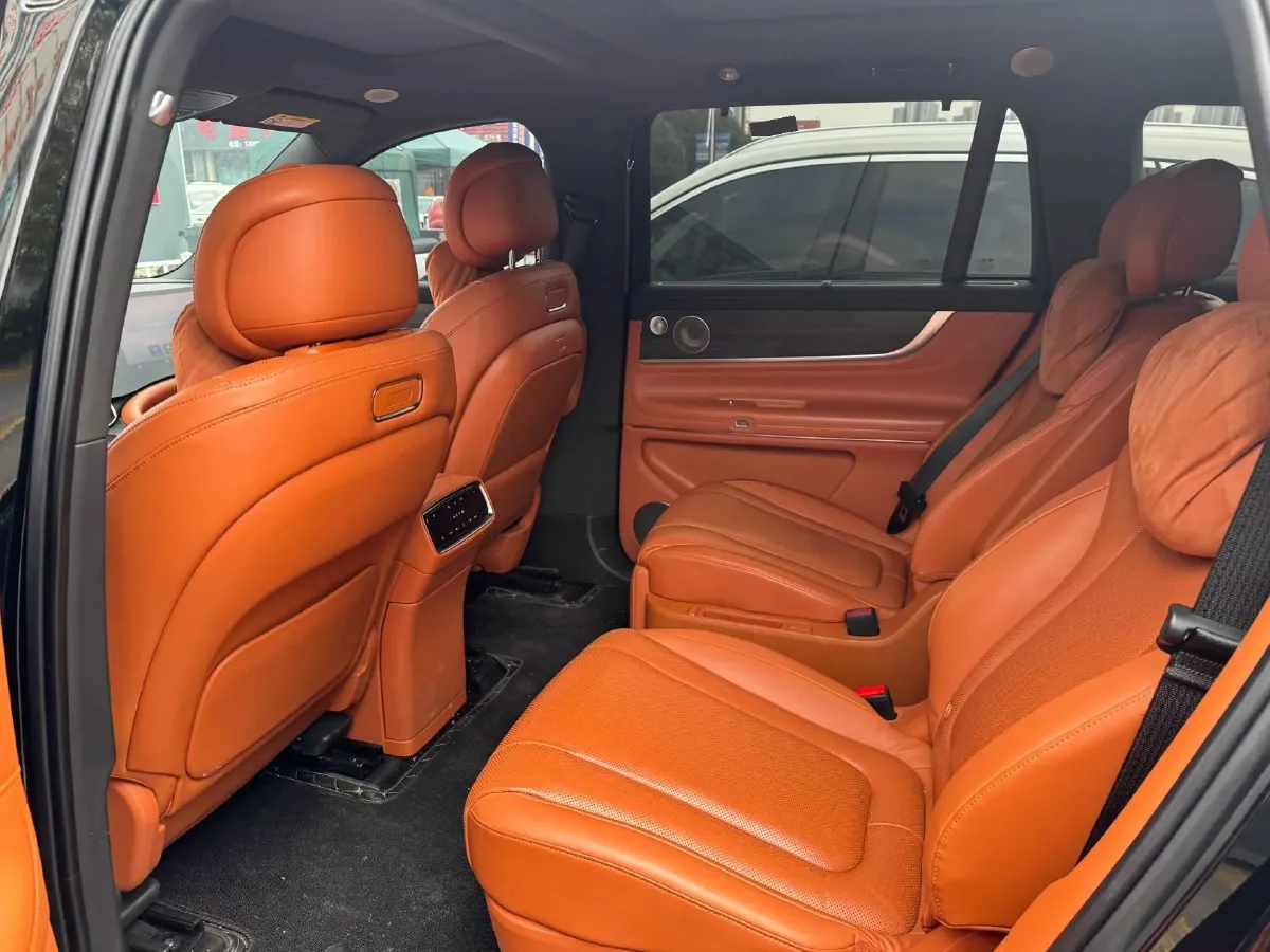 2024 AITO AITO M9 1.5T 152HP L4 REEV 42KWH,autocango,china used car exporter,china ev exporter,chinese used car exporter,chinese used ev exporter