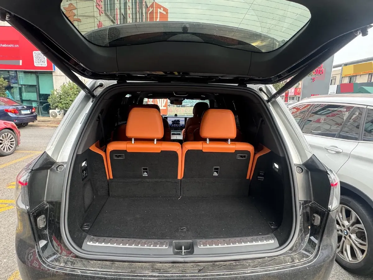 2024 AITO AITO M9 1.5T 152HP L4 REEV 42KWH,autocango,china used car exporter,china ev exporter,chinese used car exporter,chinese used ev exporter