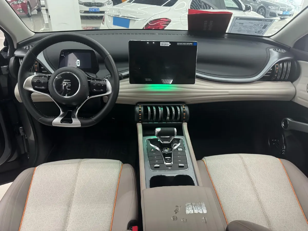 2022 Hycan Z03 BEV 64.23KWH,autocango,china used car exporter,china ev exporter,chinese used car exporter,chinese used ev exporter