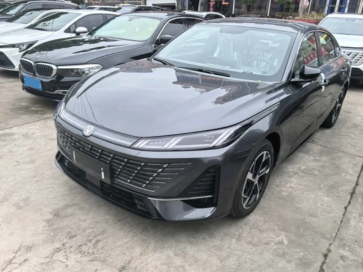 2026 ChangAn Eado 1.5T 192HP L4 7DCT,autocango,china used car exporter,china ev exporter,chinese used car exporter,chinese used ev exporter