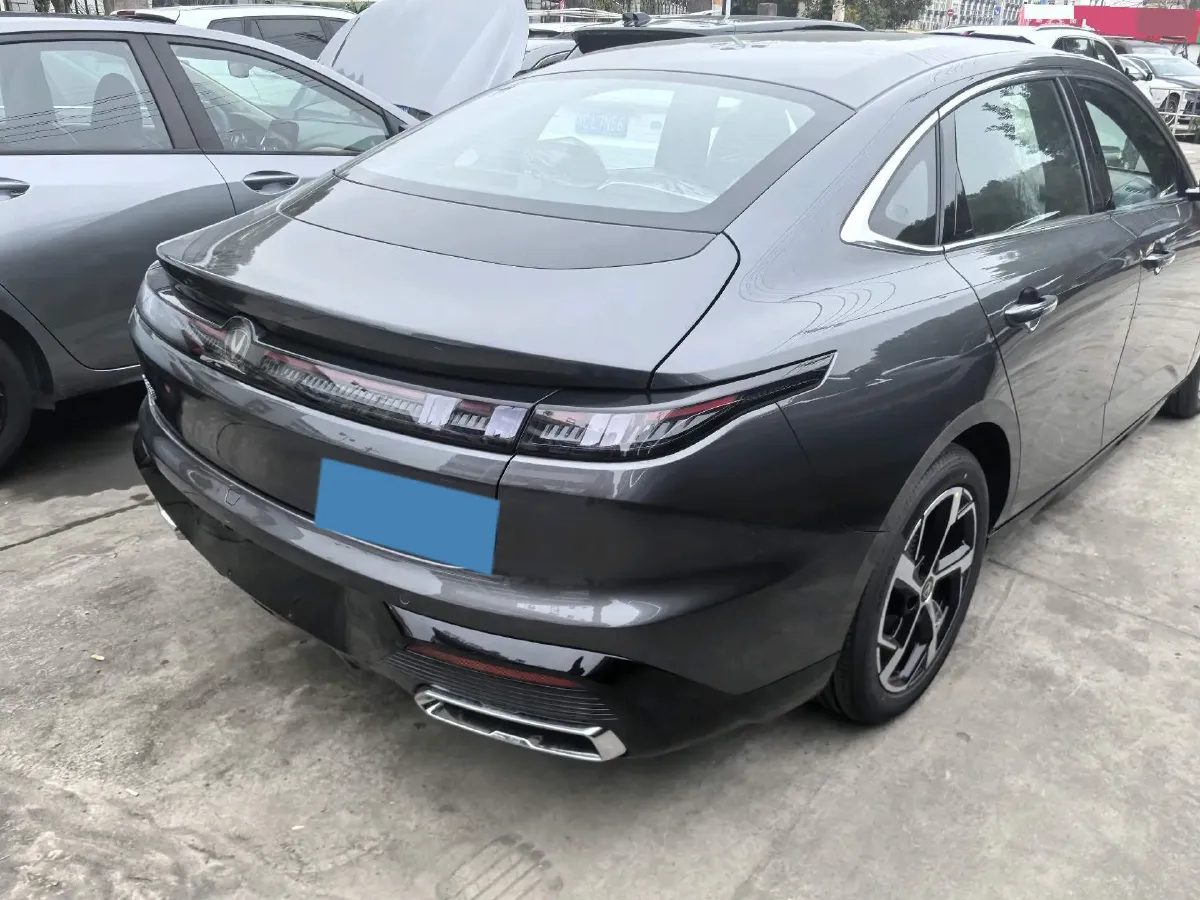 2026 ChangAn Eado 1.5T 192HP L4 7DCT,autocango,china used car exporter,china ev exporter,chinese used car exporter,chinese used ev exporter
