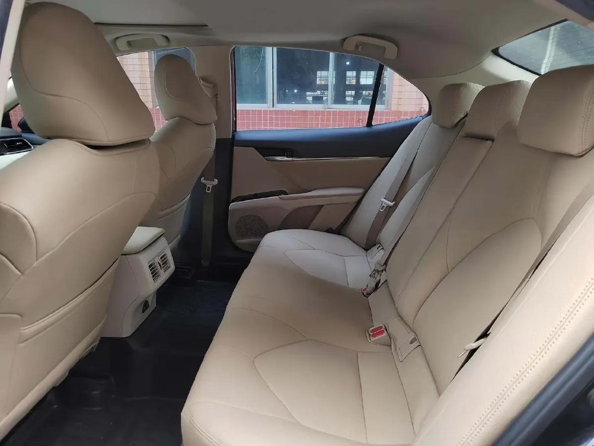 2021 Toyota Camry 2.0L 178HP L4 CVT,autocango,china used car exporter,china ev exporter,chinese used car exporter,chinese used ev exporter