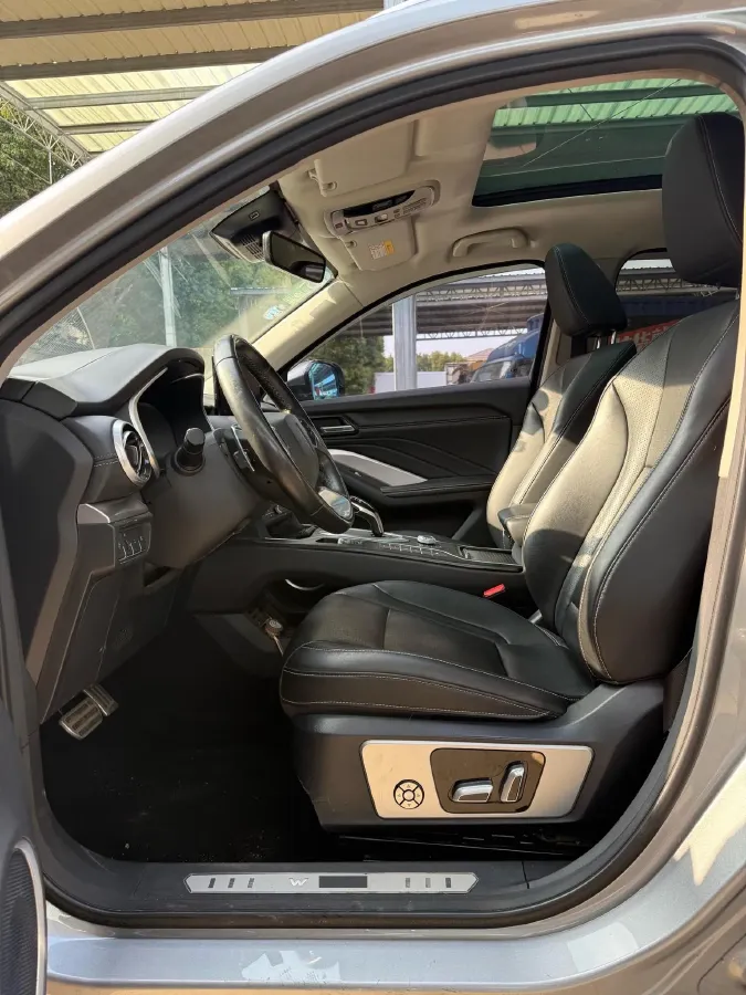 2018 WEY VV6 2.0T 197HP L4 7DCT,autocango,china used car exporter,china ev exporter,chinese used car exporter,chinese used ev exporter