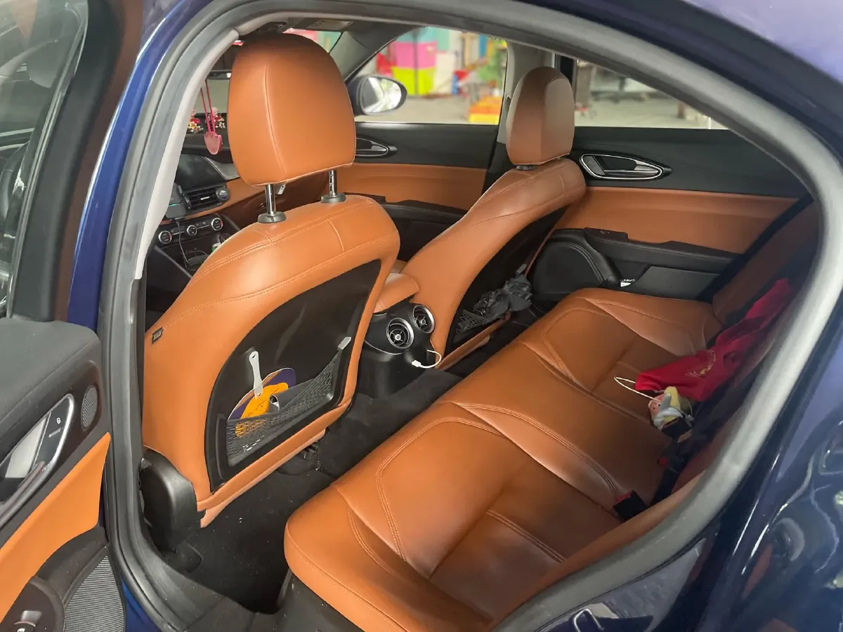 2017 Toyota Highlander 2.0T 220HP L4 6AT,autocango,china used car exporter,china ev exporter,chinese used car exporter,chinese used ev exporter