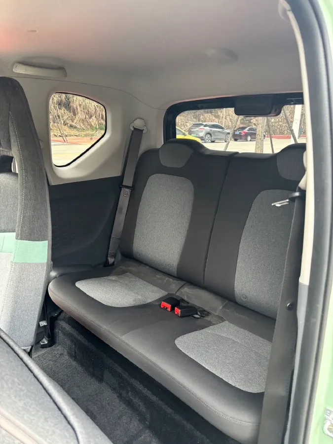 2021 WuLing HongGuang MINI EV BEV 13.9KWH,autocango,china used car exporter,china ev exporter,chinese used car exporter,chinese used ev exporter