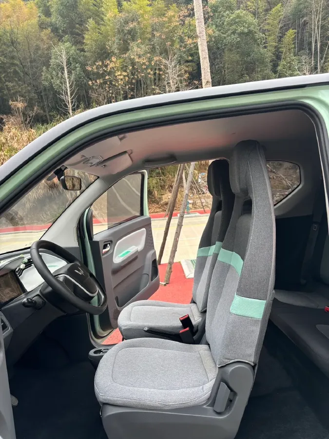 2021 WuLing HongGuang MINI EV BEV 13.9KWH,autocango,china used car exporter,china ev exporter,chinese used car exporter,chinese used ev exporter