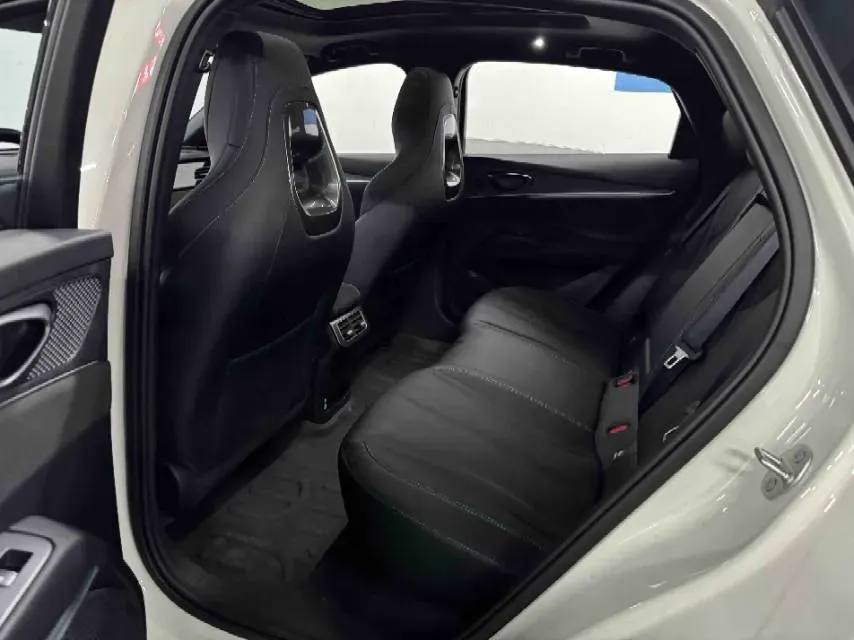 2025 BYD Seal 06 1.5L 101HP L4 E-CVT PHEV 15.87KWH,autocango,china used car exporter,china ev exporter,chinese used car exporter,chinese used ev exporter