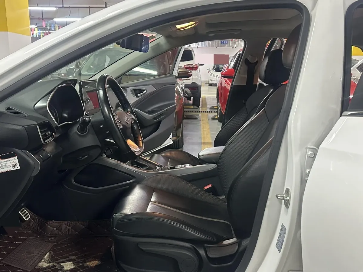 2019 Hyundai La Festa 1.6T 190HP L4 7DCT,autocango,china used car exporter,china ev exporter,chinese used car exporter,chinese used ev exporter