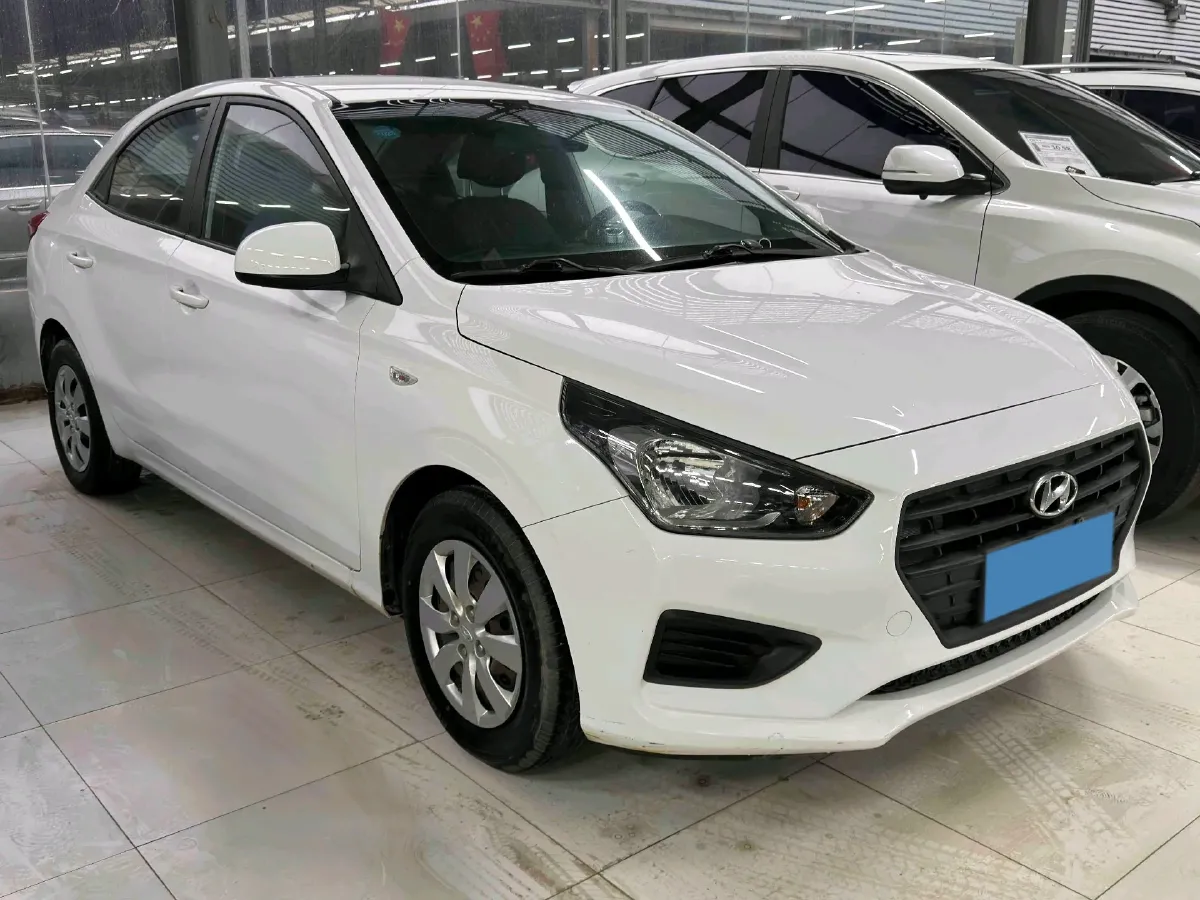 2017 Hyundai Reina 1.4L 95HP L4 5MT,autocango,china used car exporter,china ev exporter,chinese used car exporter,chinese used ev exporter