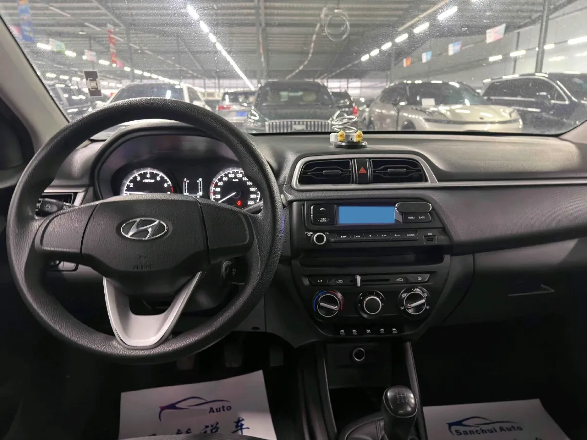2017 Hyundai Reina 1.4L 95HP L4 5MT,autocango,china used car exporter,china ev exporter,chinese used car exporter,chinese used ev exporter