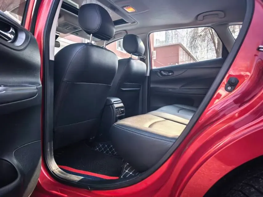 2021 Nissan Tiida 1.6L 122HP L4 CVT,autocango,china used car exporter,china ev exporter,chinese used car exporter,chinese used ev exporter