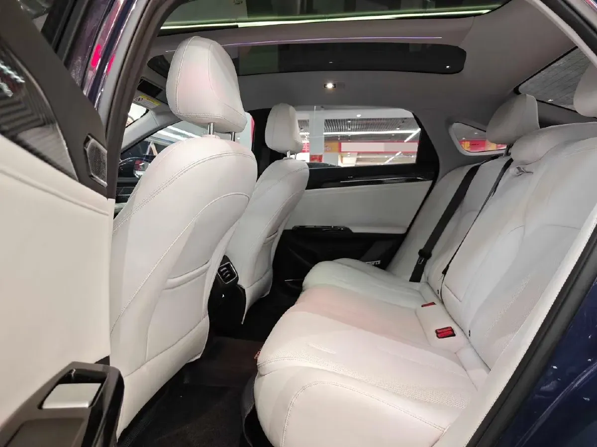 2023 Geely Galaxy L6 1.5T 163HP L4 3DHT PHEV,autocango,china used car exporter,china ev exporter,chinese used car exporter,chinese used ev exporter