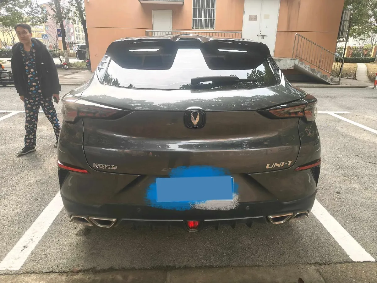 2020 ChangAn UNI-T 1.5T 180HP L4 7DCT,autocango,china used car exporter,china ev exporter,chinese used car exporter,chinese used ev exporter