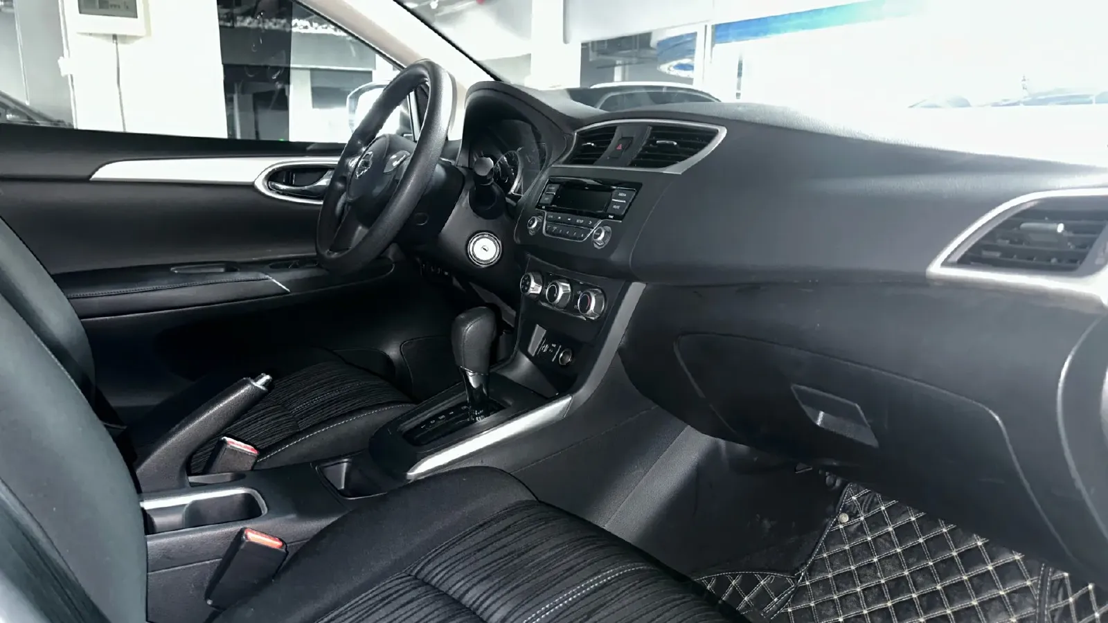 2022 Nissan Sylphy 1.6L 122HP L4 CVT,autocango,china used car exporter,china ev exporter,chinese used car exporter,chinese used ev exporter