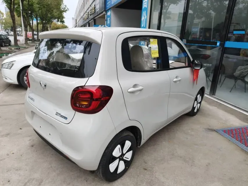 2025 WuLing HongGuang MINI EV BEV 16.2KWH,autocango,china used car exporter,china ev exporter,chinese used car exporter,chinese used ev exporter