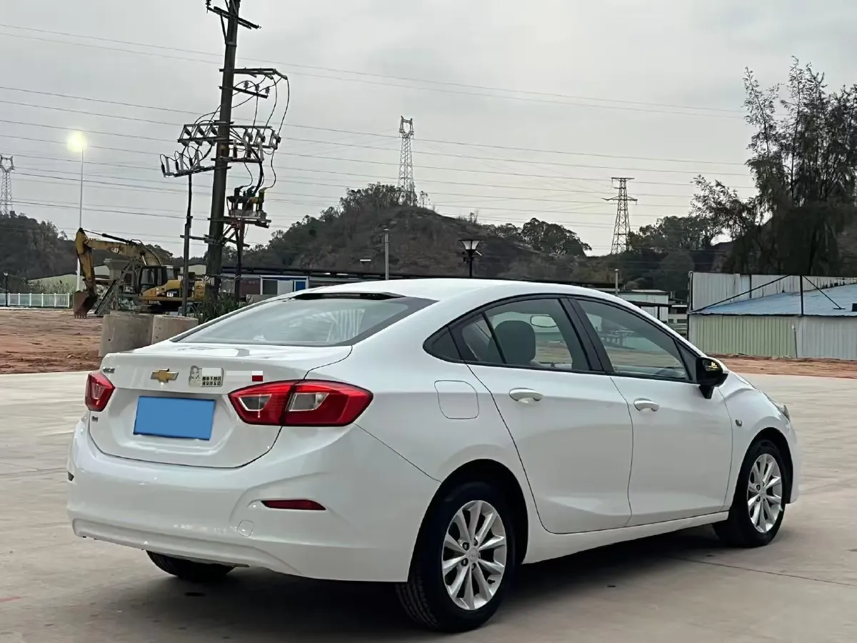 2018 Chevrolet Cruze 1.5L 114HP L4 6AT,autocango,china used car exporter,china ev exporter,chinese used car exporter,chinese used ev exporter