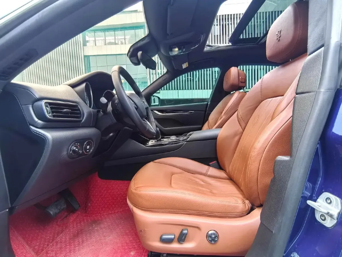 2018 Maserati Levante 3.0T 350HP V6 8AT,autocango,china used car exporter,china ev exporter,chinese used car exporter,chinese used ev exporter