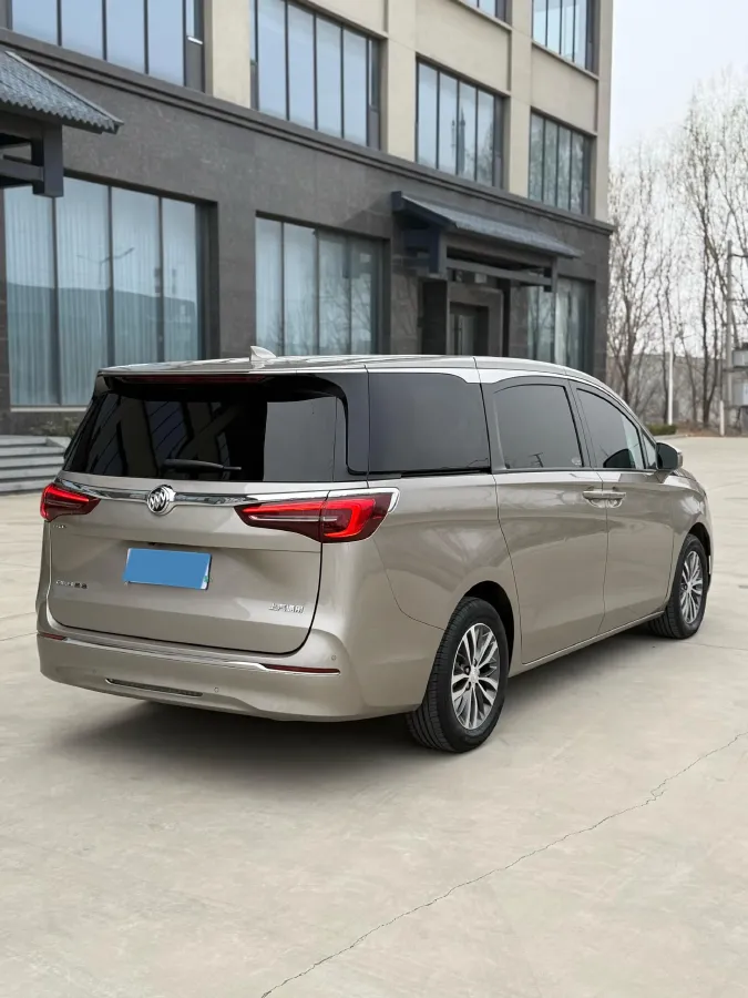 2022 Buick GL8 2.0T 237HP L4 9AT,autocango,china used car exporter,china ev exporter,chinese used car exporter,chinese used ev exporter