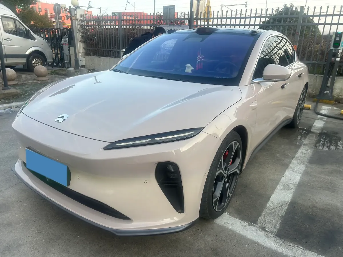 2022 NIO ES6 BEV 75KWH,autocango,china used car exporter,china ev exporter,chinese used car exporter,chinese used ev exporter
