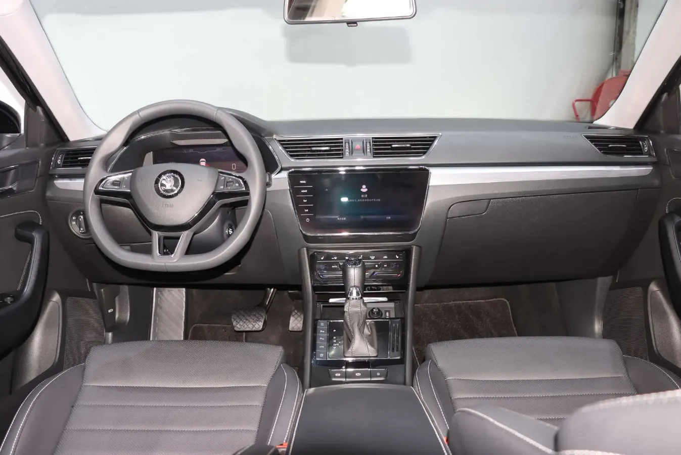 2024 Skoda Superb 1.4T 150HP L4 7DCT,autocango,china used car exporter,china ev exporter,chinese used car exporter,chinese used ev exporter