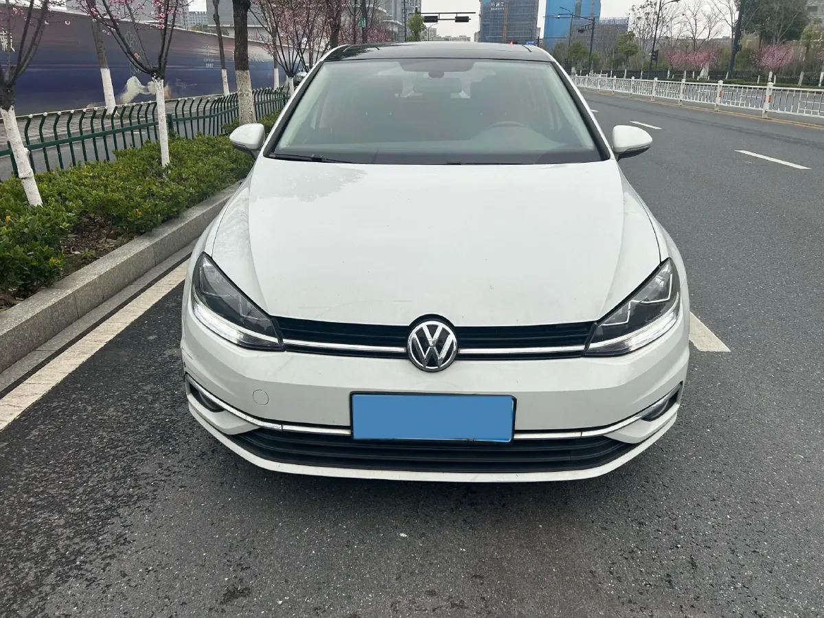 2019 Brilliance Auto V7 1.8T 231HP L4 7DCT,autocango,china used car exporter,china ev exporter,chinese used car exporter,chinese used ev exporter
