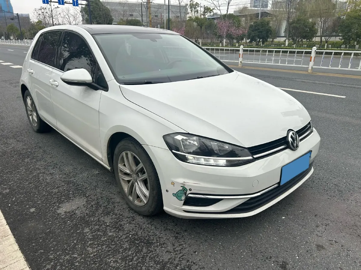 2019 Brilliance Auto V7 1.8T 231HP L4 7DCT,autocango,china used car exporter,china ev exporter,chinese used car exporter,chinese used ev exporter
