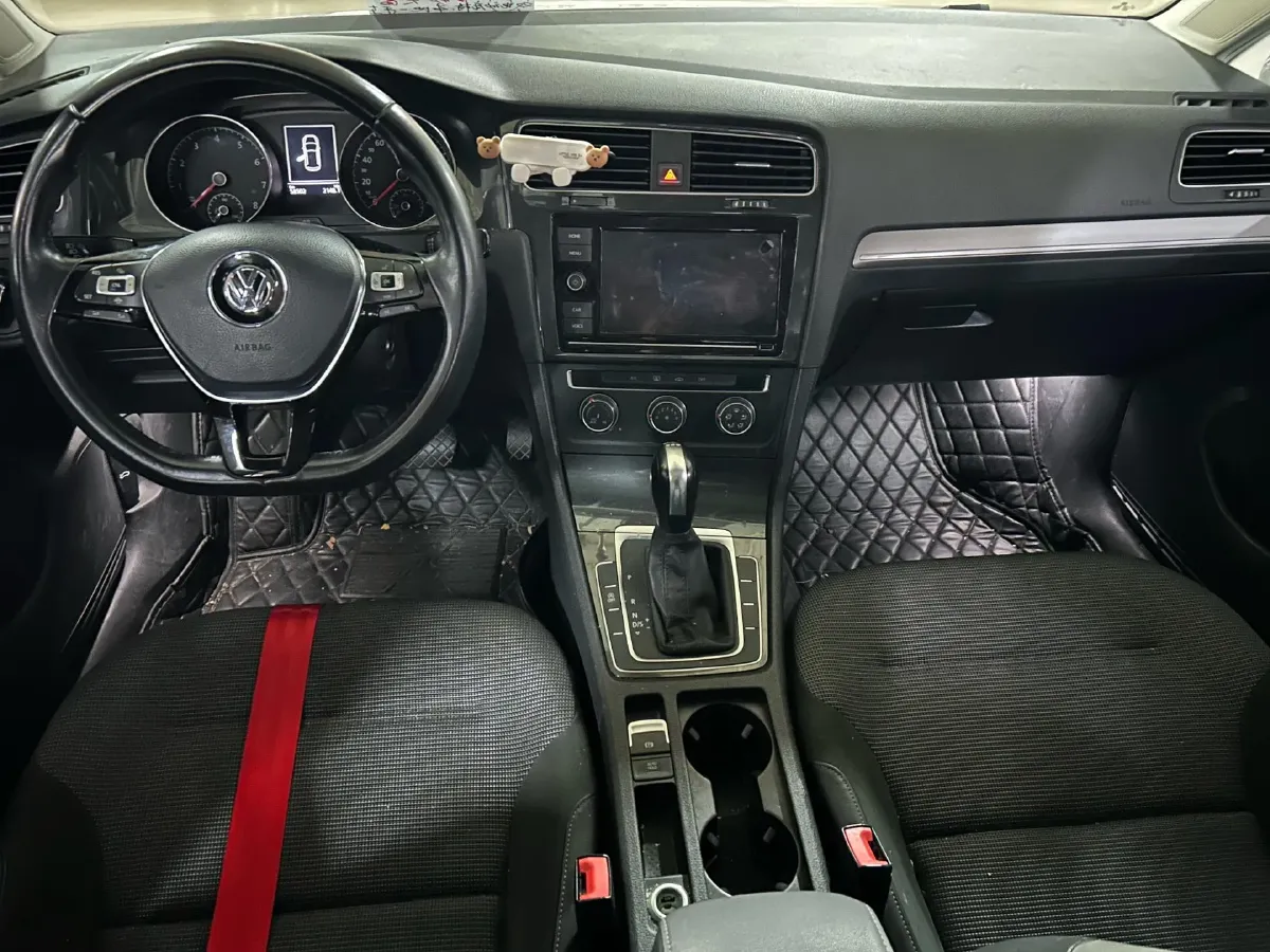 2019 Brilliance Auto V7 1.8T 231HP L4 7DCT,autocango,china used car exporter,china ev exporter,chinese used car exporter,chinese used ev exporter