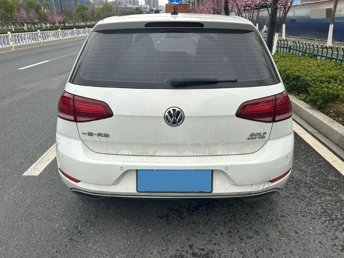 2019 Brilliance Auto V7 1.8T 231HP L4 7DCT,autocango,china used car exporter,china ev exporter,chinese used car exporter,chinese used ev exporter