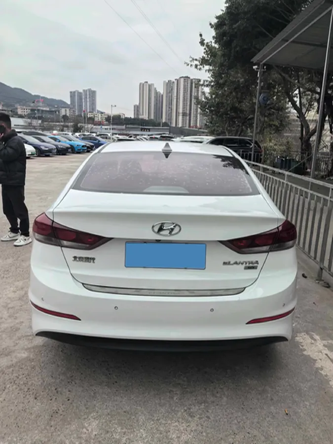 2016 Hyundai Elantra 1.6L 130HP L4 6AT,autocango,china used car exporter,china ev exporter,chinese used car exporter,chinese used ev exporter