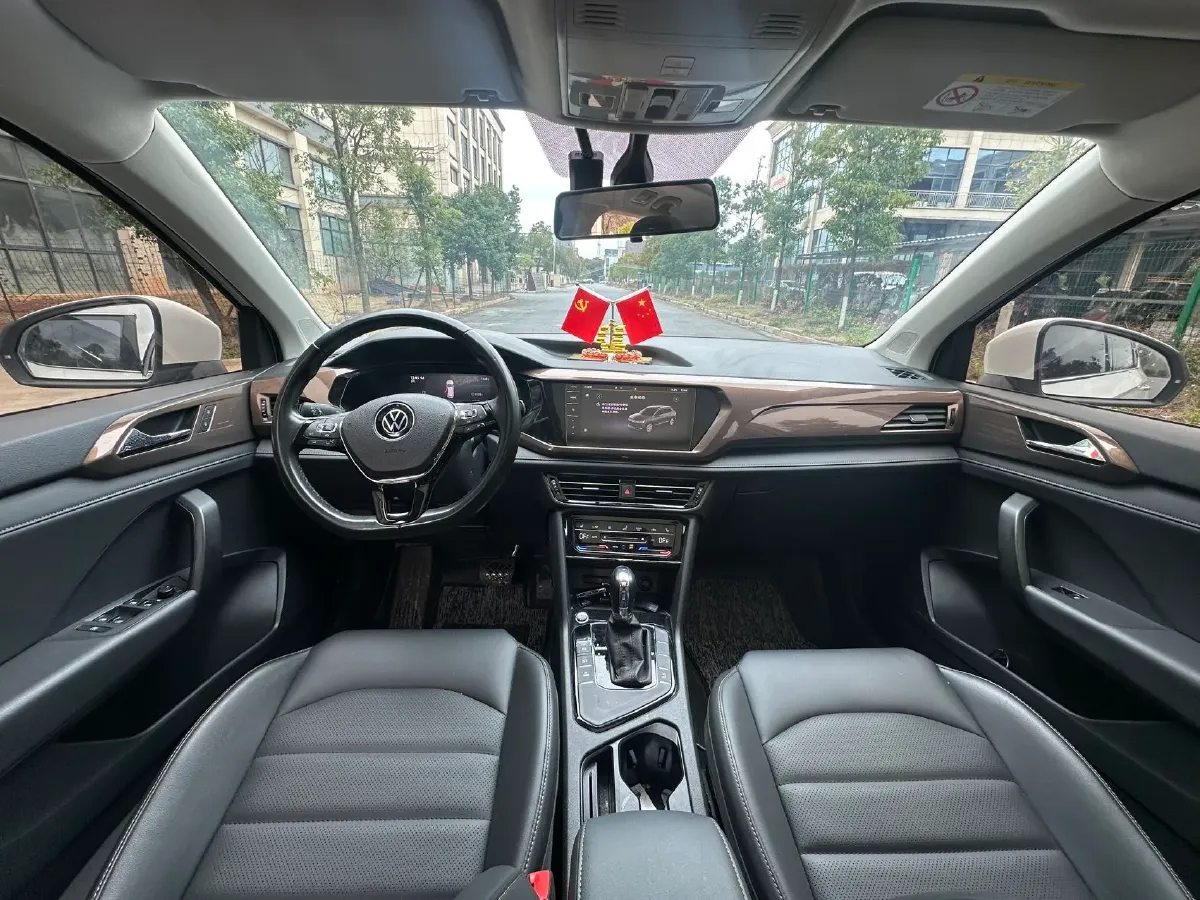 2021 Volkswagen Tharu 1.4T 150HP L4 7DCT,autocango,china used car exporter,china ev exporter,chinese used car exporter,chinese used ev exporter