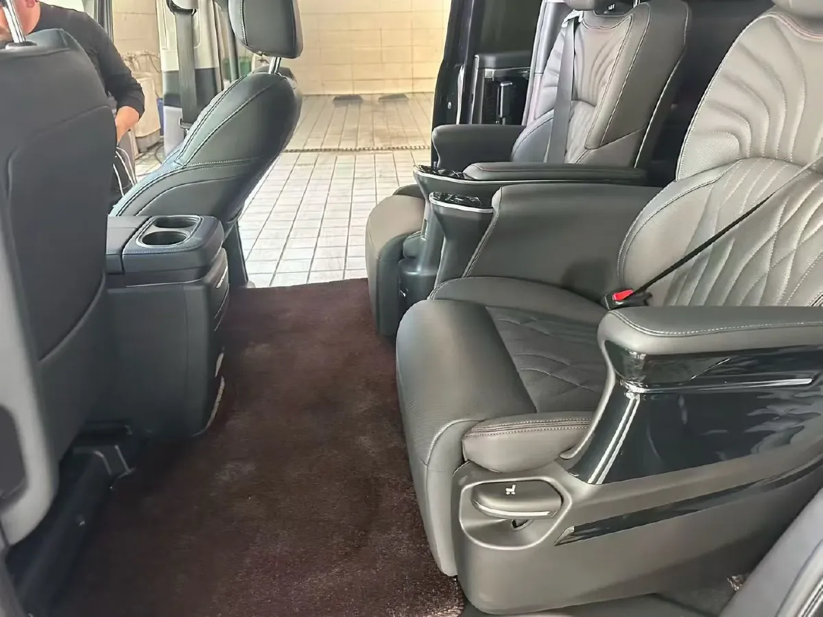 2024 GAC Trumpchi M8 2.0T 252HP L4 8AT,autocango,china used car exporter,china ev exporter,chinese used car exporter,chinese used ev exporter