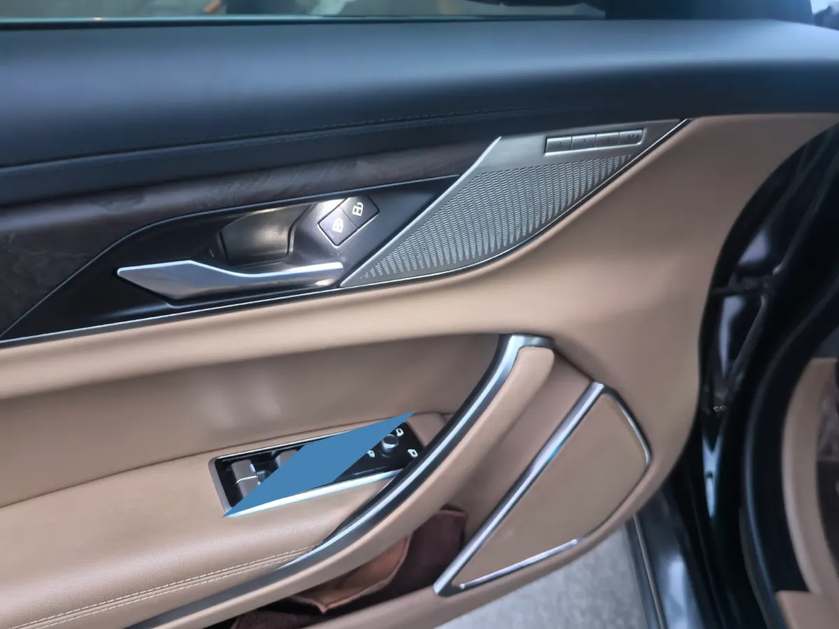 2022 Jaguar XFL 2.0T 250HP L4 8AT,autocango,china used car exporter,china ev exporter,chinese used car exporter,chinese used ev exporter