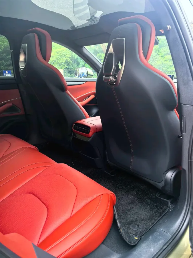 2024 MI SU7 BEV 101KWH,autocango,china used car exporter,china ev exporter,chinese used car exporter,chinese used ev exporter