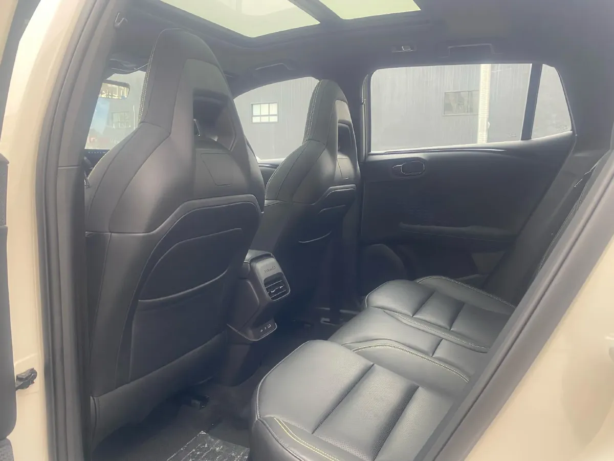 2025 LYNK&CO 06 1.5T 181HP L4 7DCT,autocango,china used car exporter,china ev exporter,chinese used car exporter,chinese used ev exporter