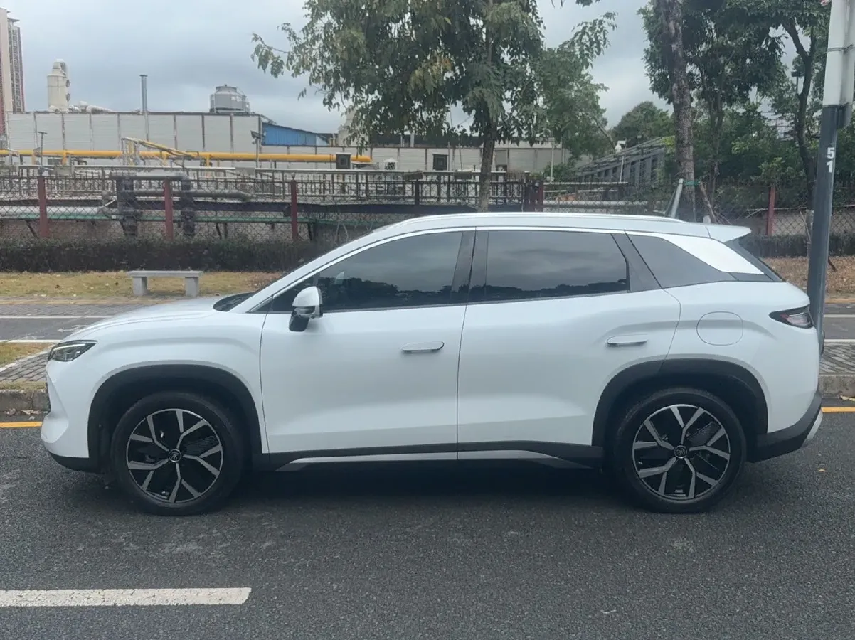 2024 BYD SongL DM-i 1.5L 101HP L4 E-CVT PHEV 26.6KWH,autocango,china used car exporter,china ev exporter,chinese used car exporter,chinese used ev exporter