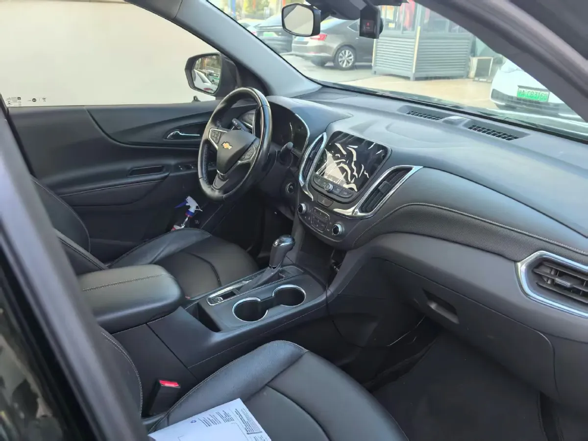 2019 Chevrolet Equinox 1.5T 180HP L4 6AT,autocango,china used car exporter,china ev exporter,chinese used car exporter,chinese used ev exporter