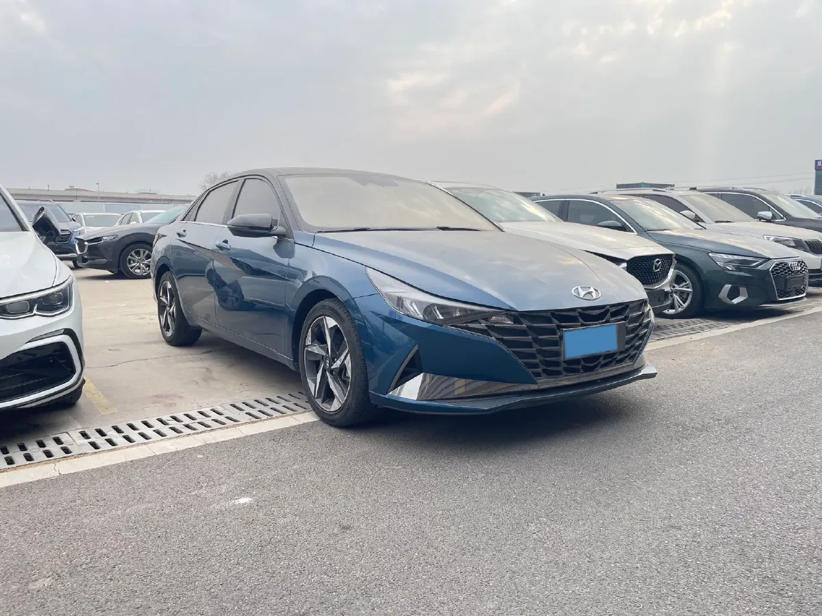 2022 Hyundai Elantra 1.5L 115HP L4 CVT,autocango,china used car exporter,china ev exporter,chinese used car exporter,chinese used ev exporter