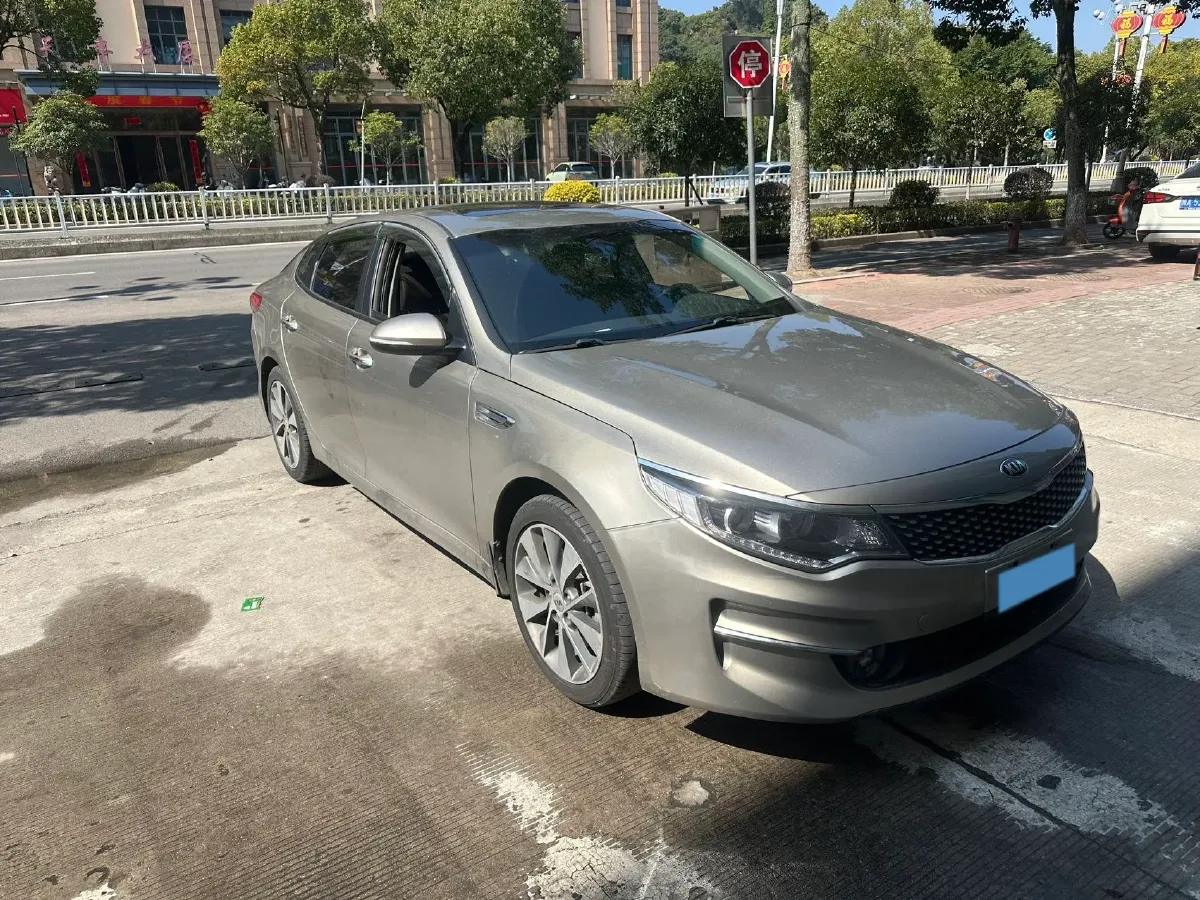 2016 Kia K5 2.0L 161HP L4 6AT,autocango,china used car exporter,china ev exporter,chinese used car exporter,chinese used ev exporter